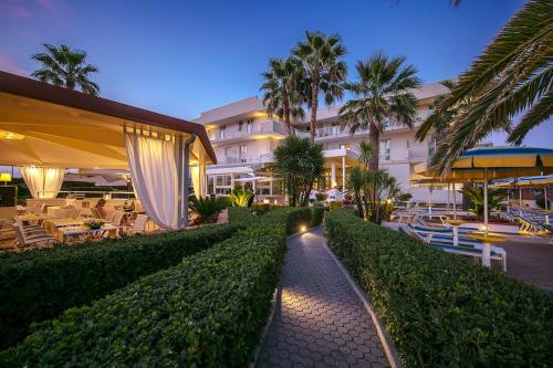 Olimpico Hotel Restaurant (10)